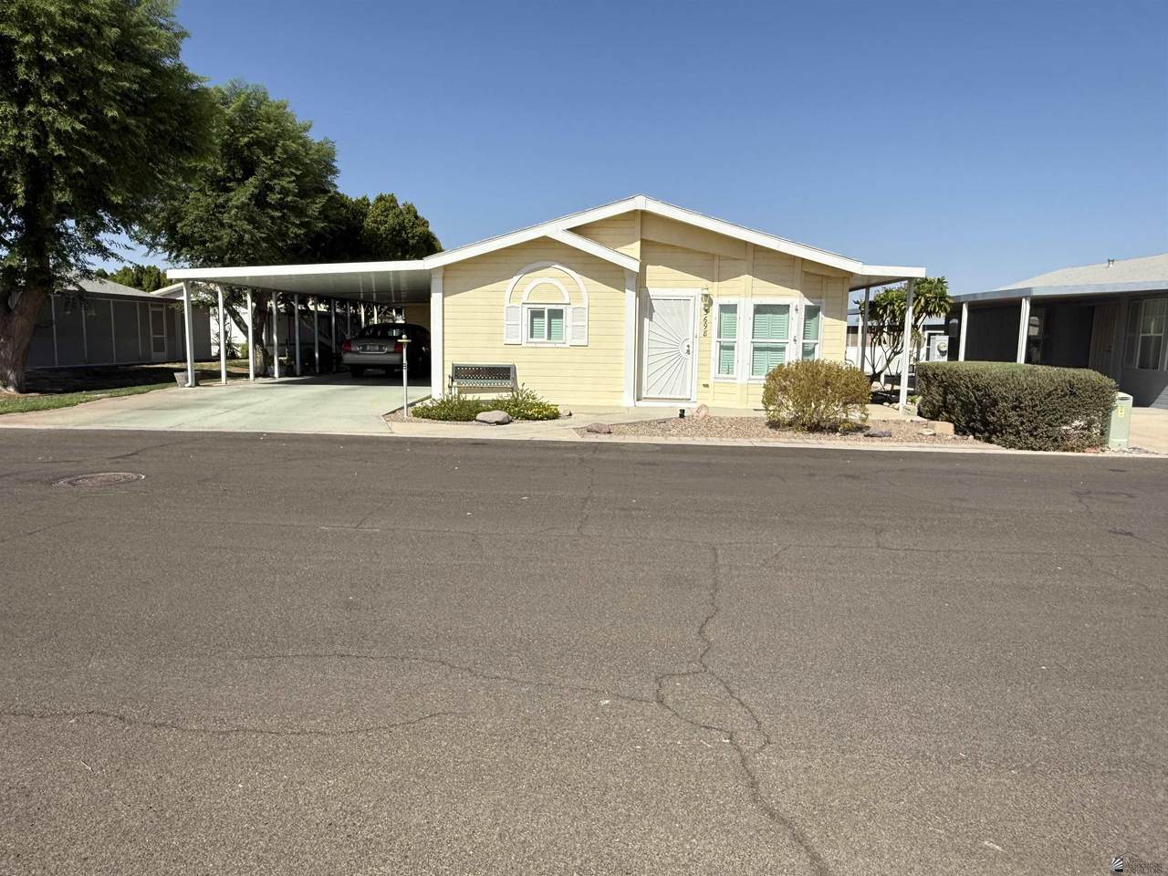 3698 8 AVE - Photo 1