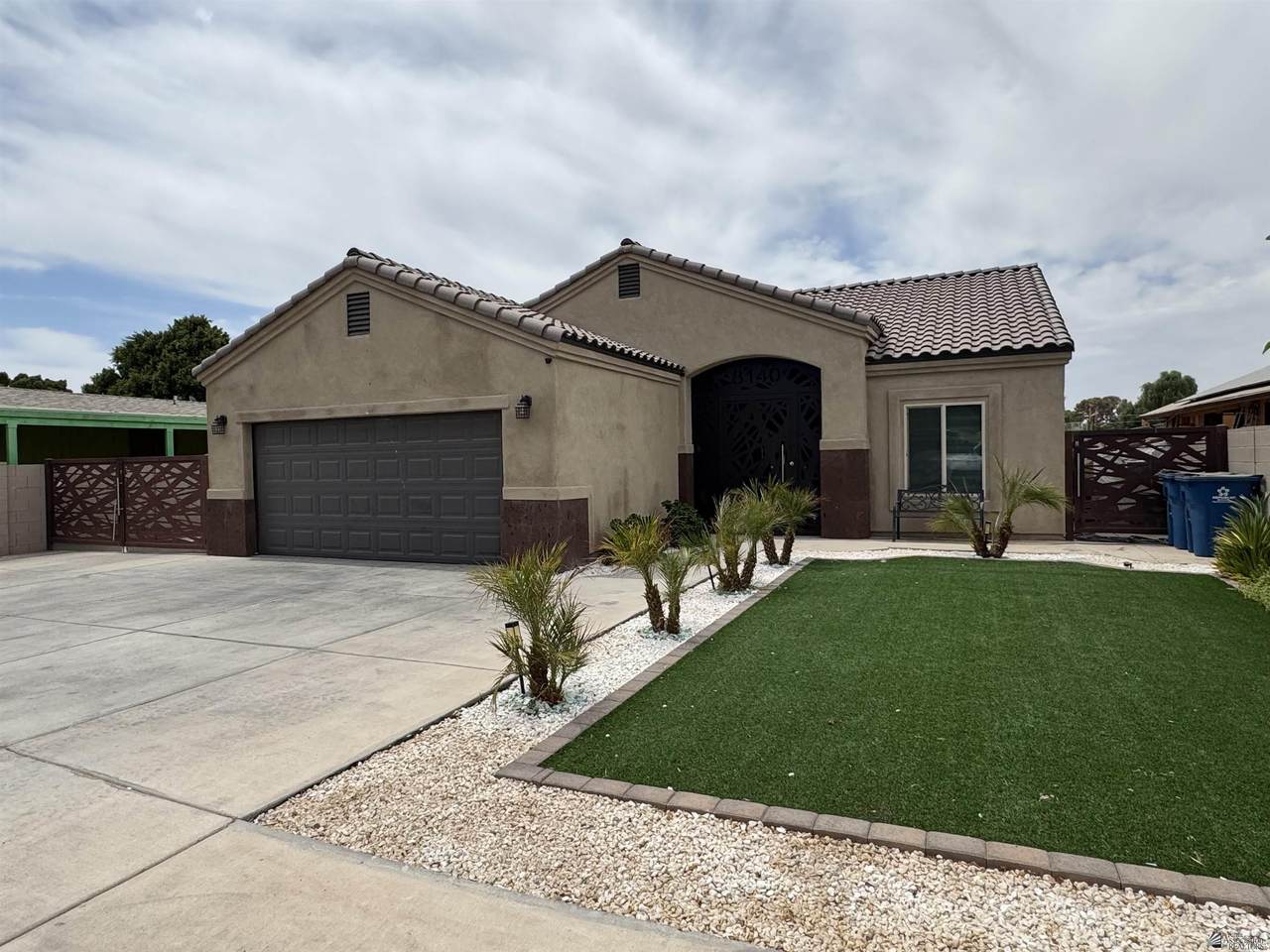 8140 Coconino Ln - Photo 1
