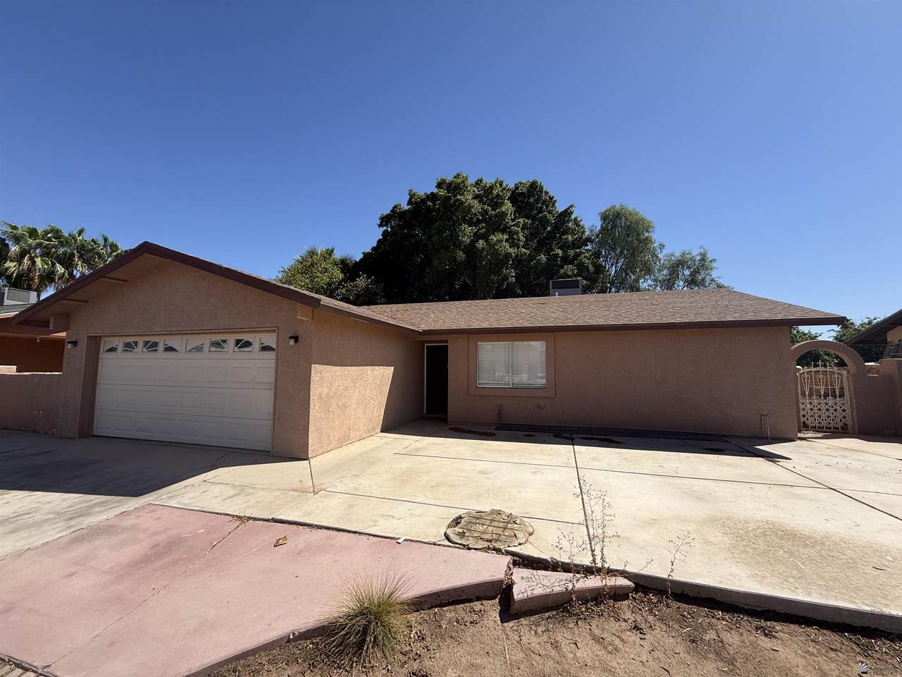 4417 16 LN - Photo 1