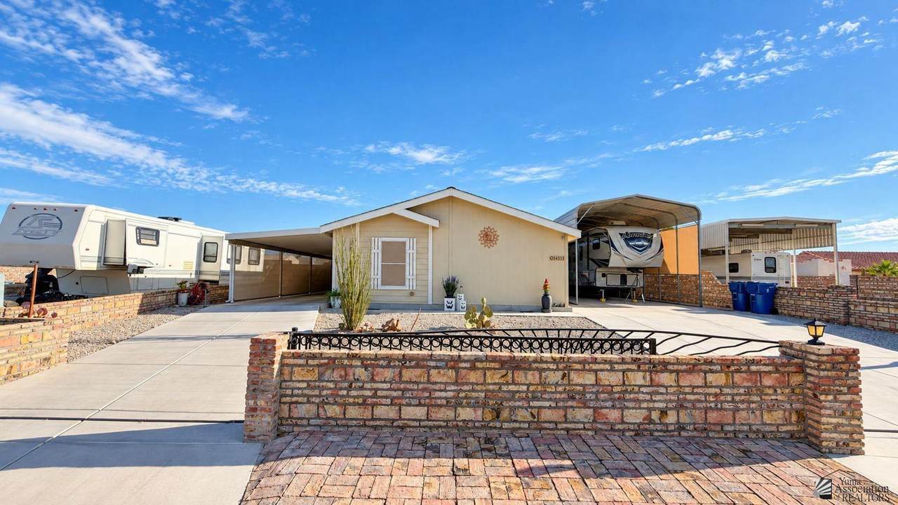 14313 49 ST - Photo 1