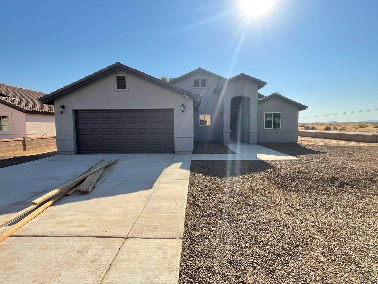 11861 Canal Ave - Photo 1