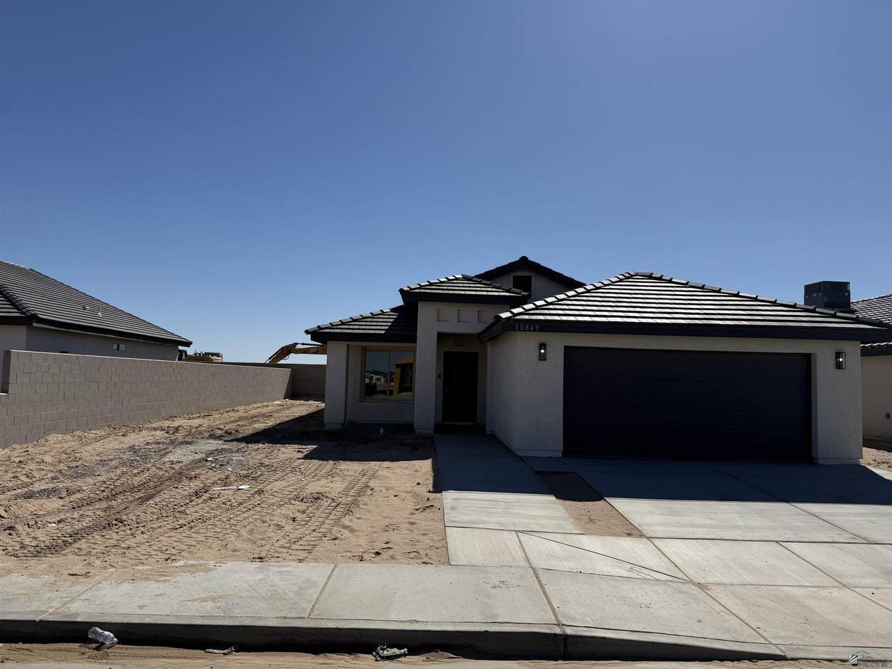 10849 46 LN - Photo 1