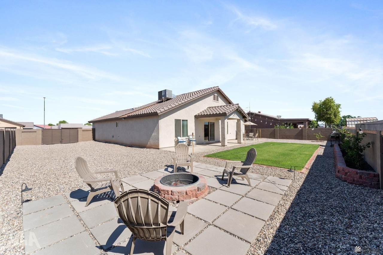 11801 Gila St - Photo 1