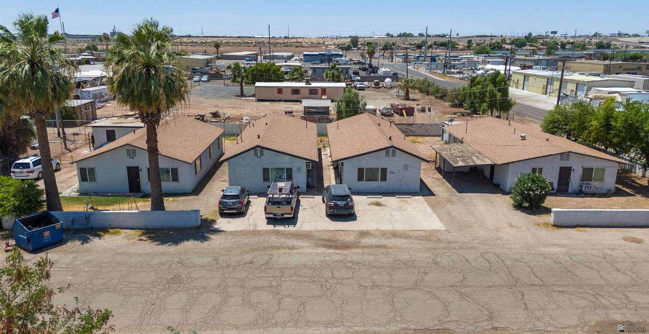 2305 15 ST - Photo 1