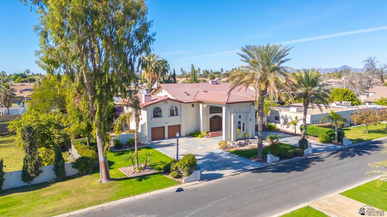 1376 Hettema St - Photo 1