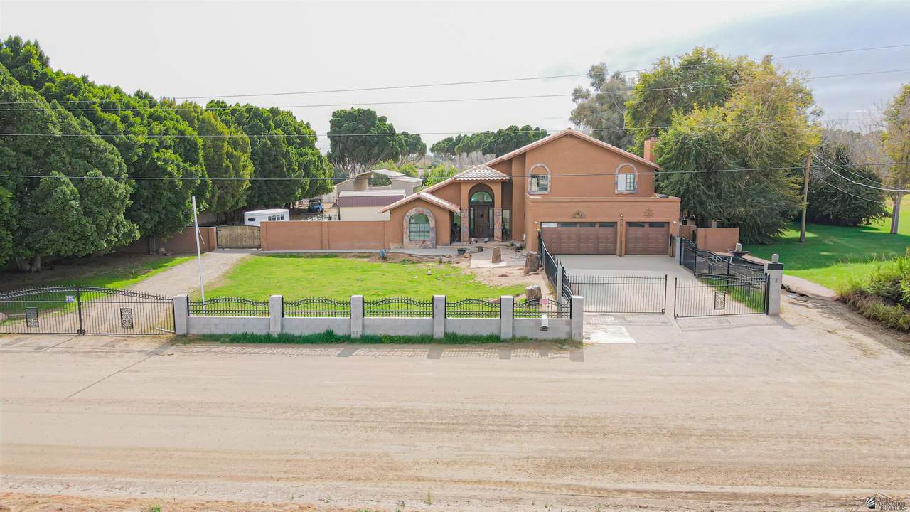 5117 Poppy St - Photo 1