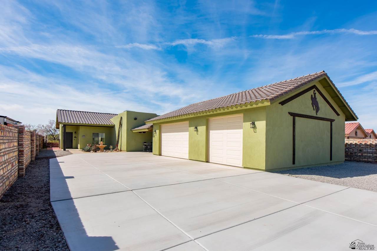 14683 48 DR - Photo 1