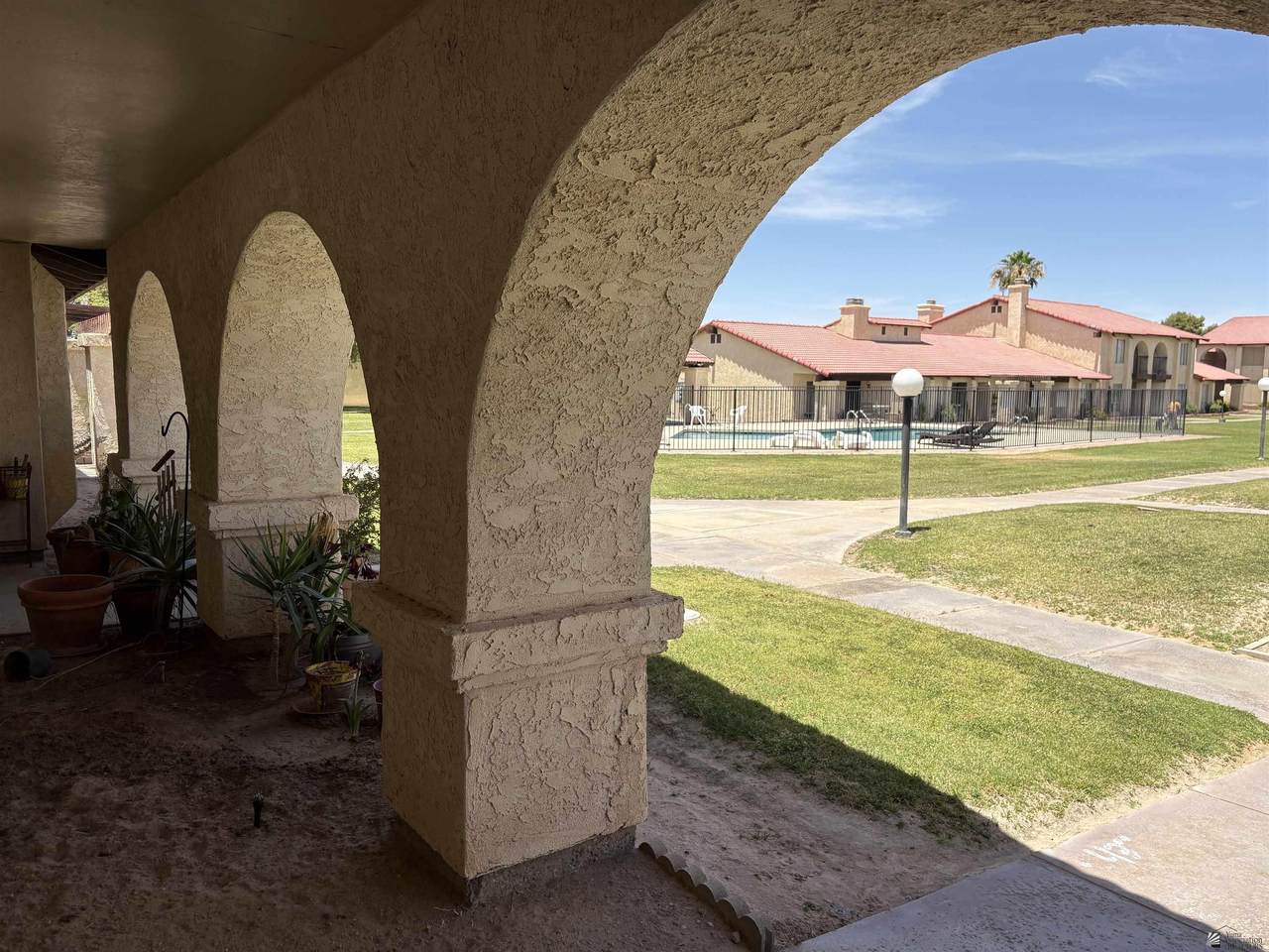 2155 14 AVE - Photo 1