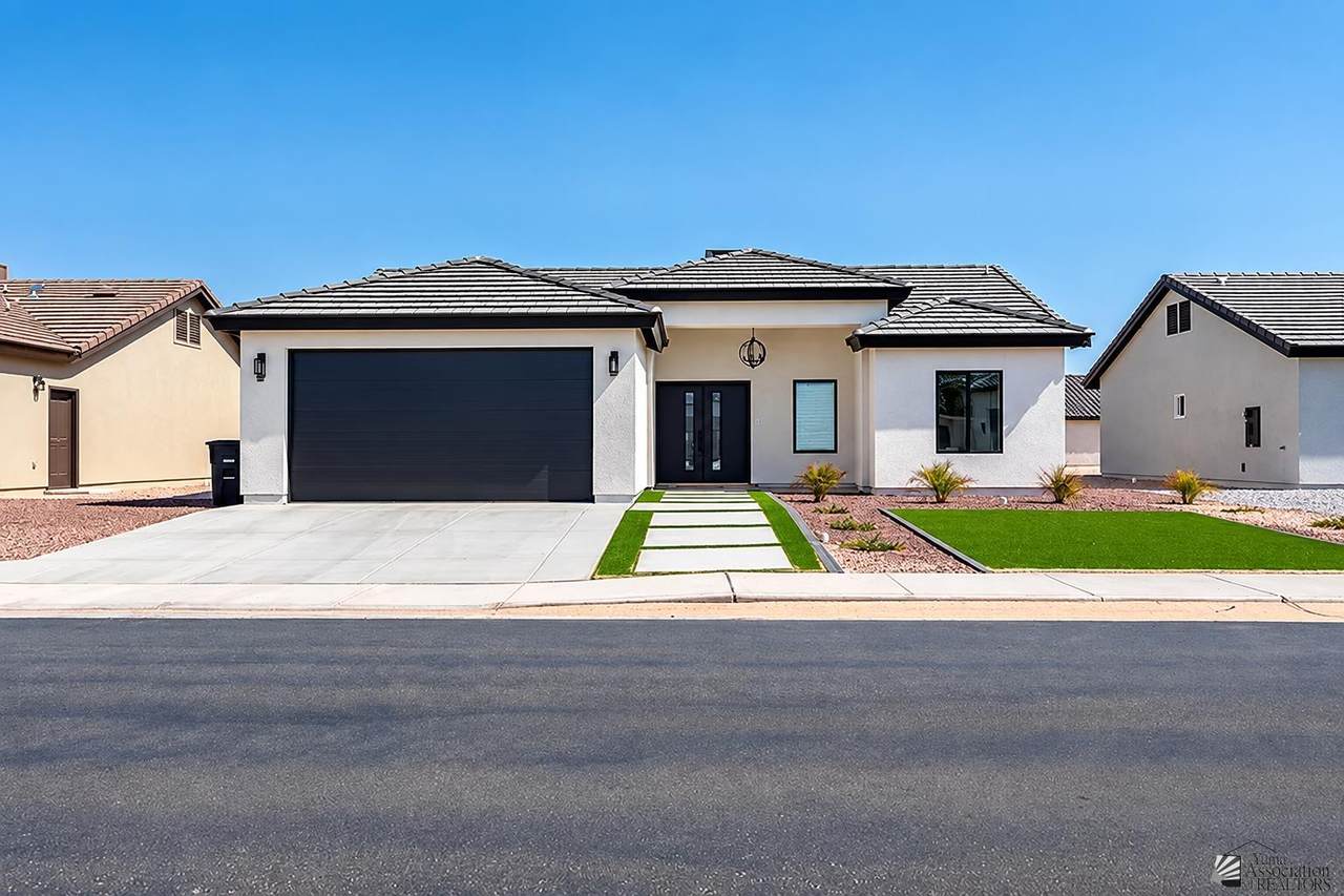 10578 46 LN - Photo 1