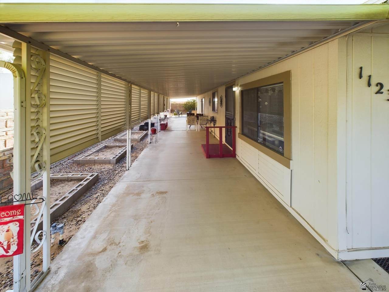 11239 39 LN - Photo 1