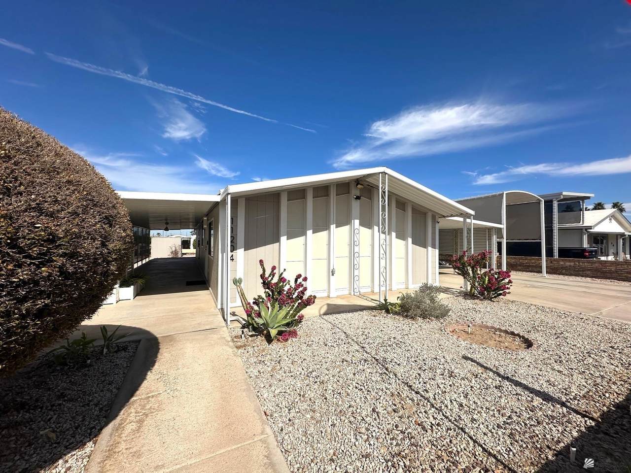 11204 35 PL - Photo 1