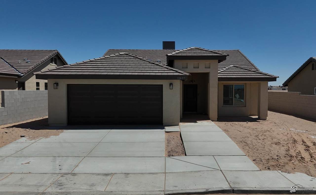 10837 45 PL - Photo 1