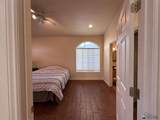 1445 Mackenzie Dr - Photo 18