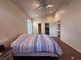 1445 Mackenzie Dr - Photo 19