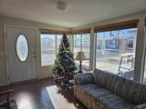 5707 32 ST - Photo 5