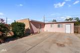 2806 14 ST - Photo 2