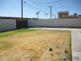 2511 Walnut Ave - Photo 14