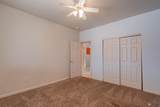 724 Maricela  St - Photo 22