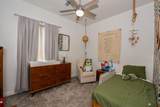 8221 35 LN - Photo 25