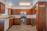 2140 28 AVE - Photo 8