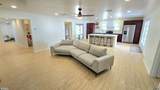 2008 14 AVE - Photo 4