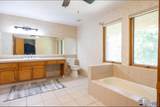 800 Country Club Dr - Photo 23