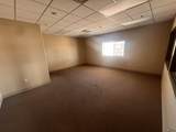 3031 42 ST - Photo 12