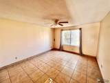 2045 14 AVE - Photo 10