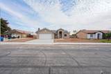 1635 10 AVE - Photo 4
