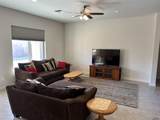 10237 39 ST - Photo 4