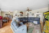 500 Country Club Dr - Photo 5