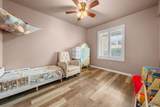 2045 14 AVE - Photo 16