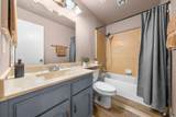 2045 14 AVE - Photo 18