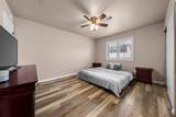 2045 14 AVE - Photo 19