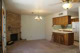 2045 14 AVE - Photo 4