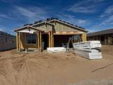 7684 35 ST - Photo 1