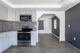 2524 7 AVE - Photo 8