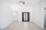 10635 46 LN - Photo 5