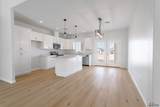10858 46 PL - Photo 10