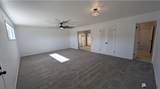 2536 7 AVE - Photo 2
