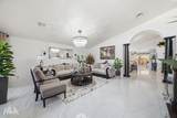 1655 San Pedro St - Photo 4