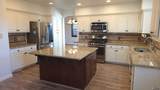 3945 39 ST - Photo 11