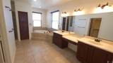 3945 39 ST - Photo 23