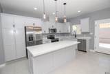 10589 45 LN - Photo 10