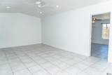 1827 18 ST - Photo 5