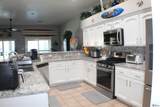 10739 39 ST - Photo 2