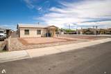 1439 10 AVE - Photo 2