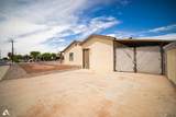 1439 10 AVE - Photo 4