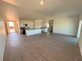 7077 45 ST - Photo 3
