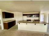 7077 45 ST - Photo 5